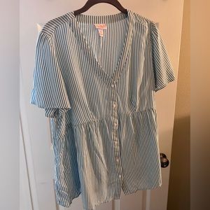 Isabel maternity peplum top/ short sleeve, V-neck top